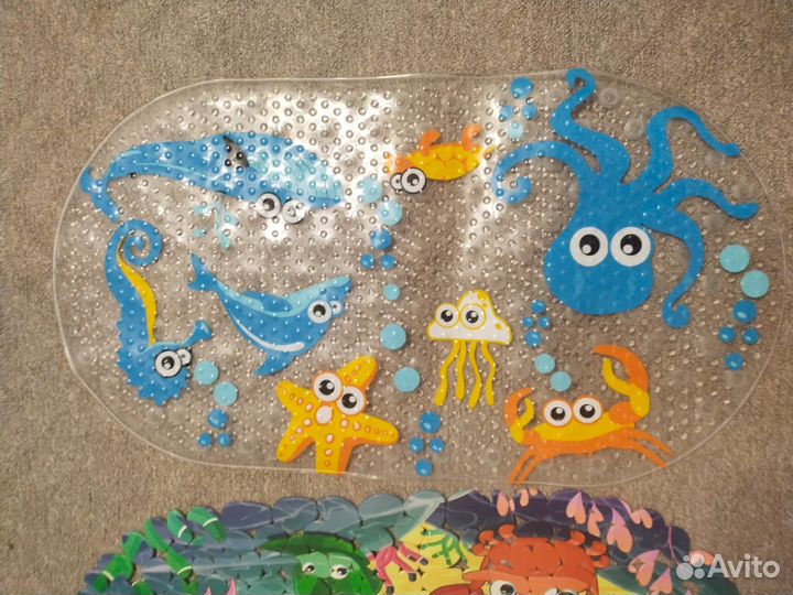 Детский коврик в ванну