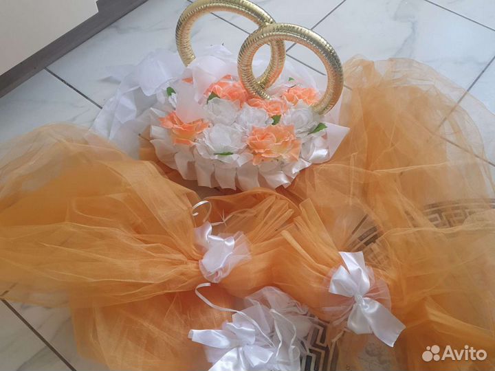 Кольца на машину свадебные