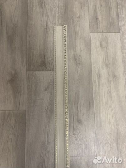 Карниз бу