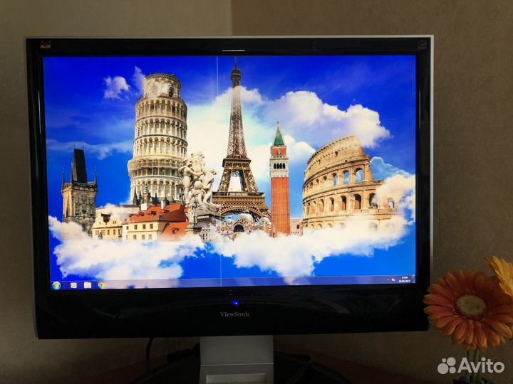 Монитор 24 ViewSonic VX2235wm