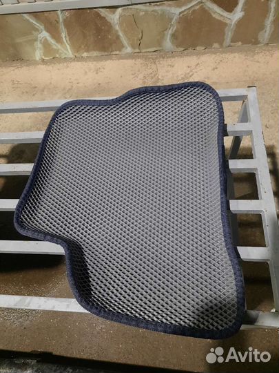 Автомобильные коврики eva