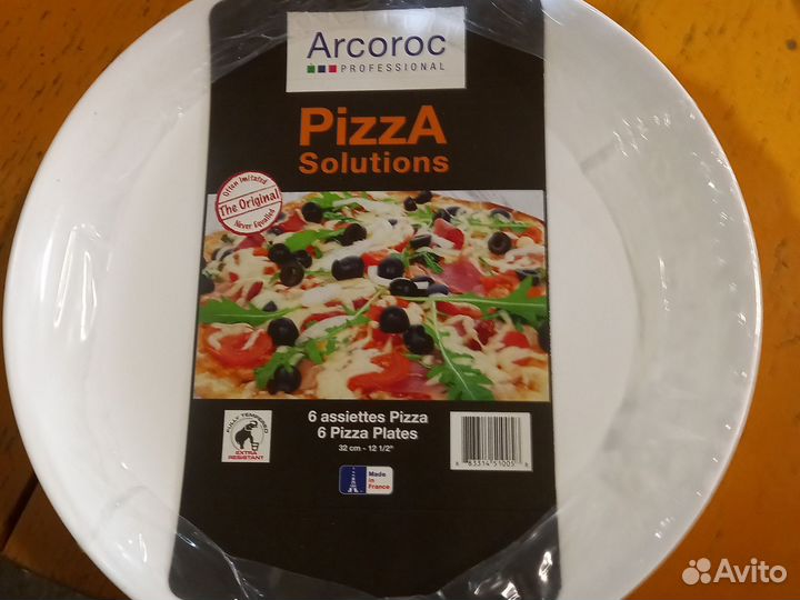 Блюдо, Италия, диаметр 18 см. Новое