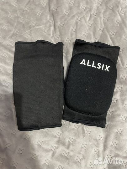 Наколенники для волейбола