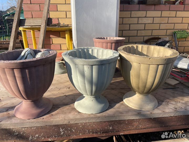 Вазон уличный