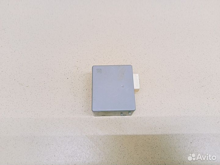 Блок электронный Land Cruiser (150) -Prado 2009