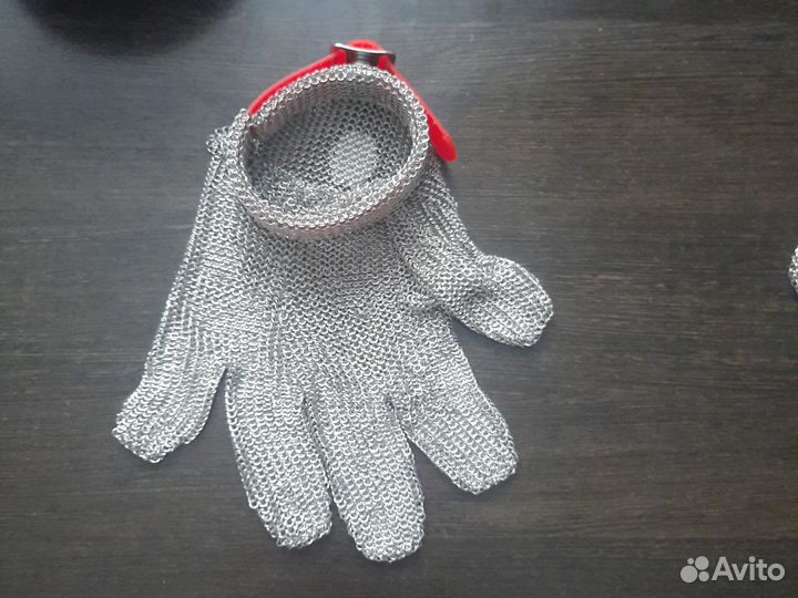 Кольчужная перчатка