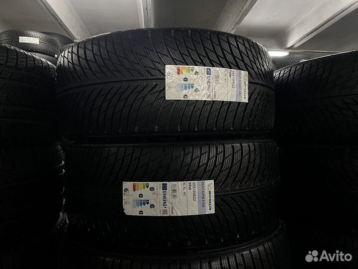 Michelin Pilot Alpin 5 SUV 255/35 R22 и 285/30 R22 102W