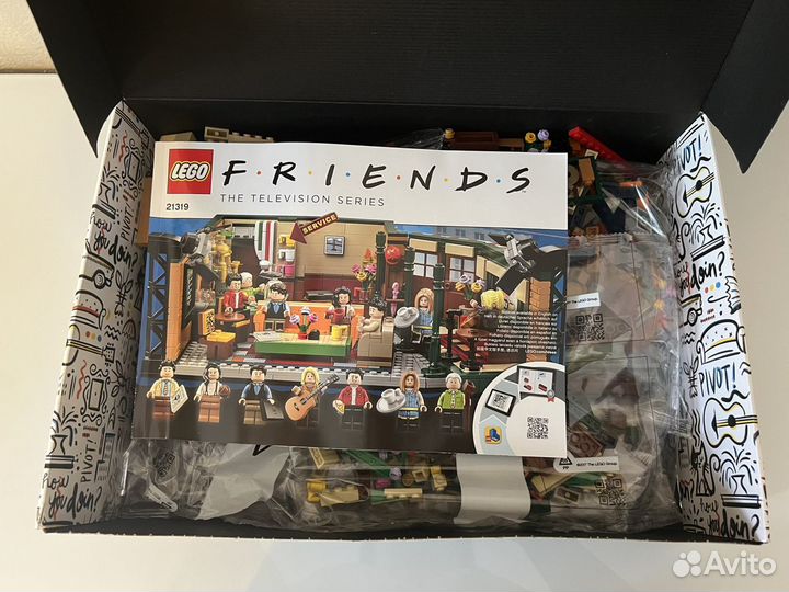 Конструктор lego Центральный парк кафе (Friends)