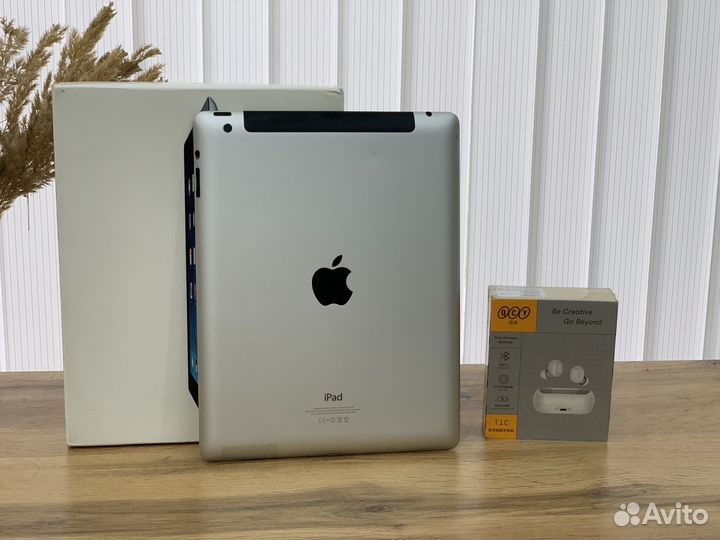 iPad 4 Retina wi-fi + Sim, игры + наушники