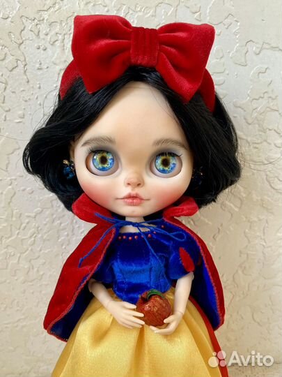 Кукла кастом Блайз Белоснежка