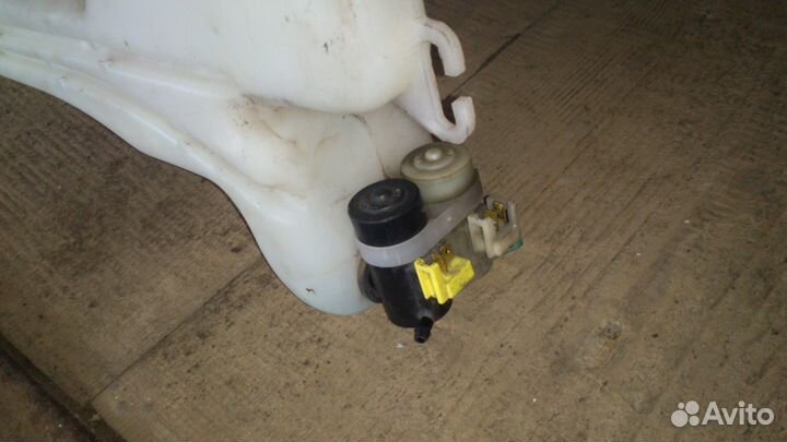 Бачок омывателя