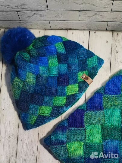 Вязаная шапка и снуд в технике 