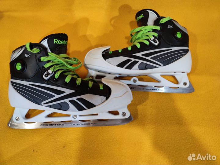 Коньки хоккейные вратарские