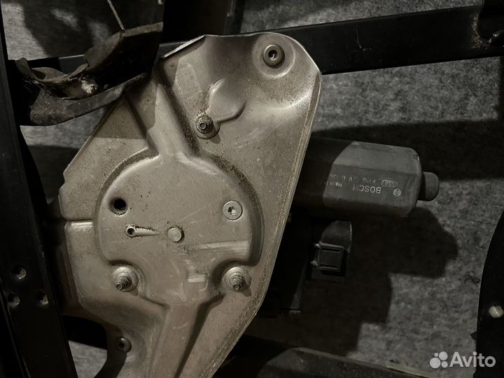 Заднее стекло Audi A6 C5