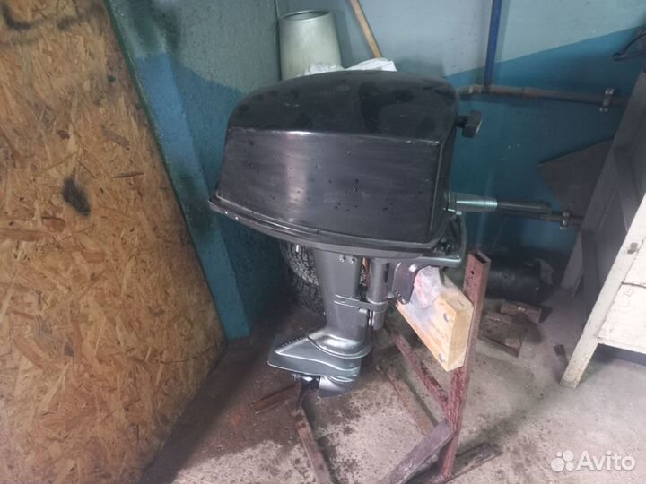 Лодочный мотор ветерок 8м