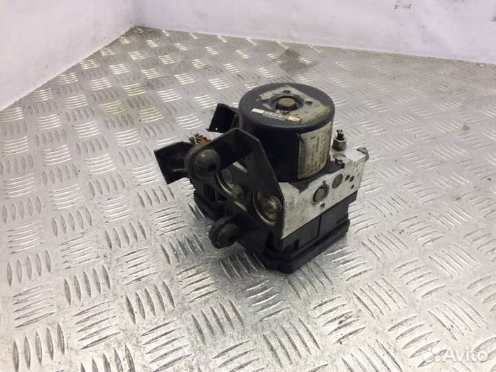 Блок ABS Ford Focus 3 2015