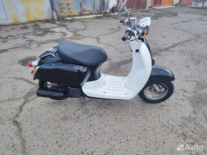 Honda giorno crea