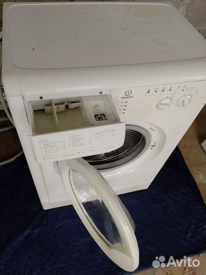 Стиральная машина indesit 5кг
