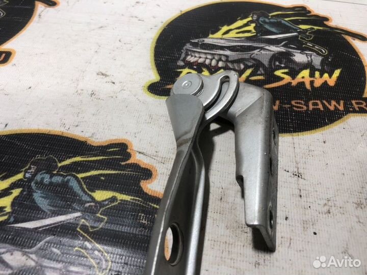 Петля капота Audi A4 B5 APS 2001