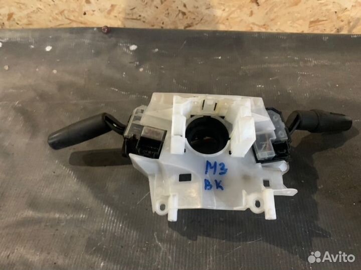 Подрулевой переключатель Mazda 3 седан 2.0 LF 2008