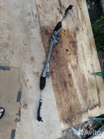 Рулевая рейка Toyota Aqua NHP10