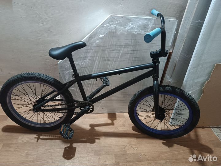 Трюковой велосипед bmx
