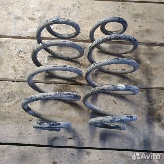 Пружины задние Nissan Juke F15 1.6