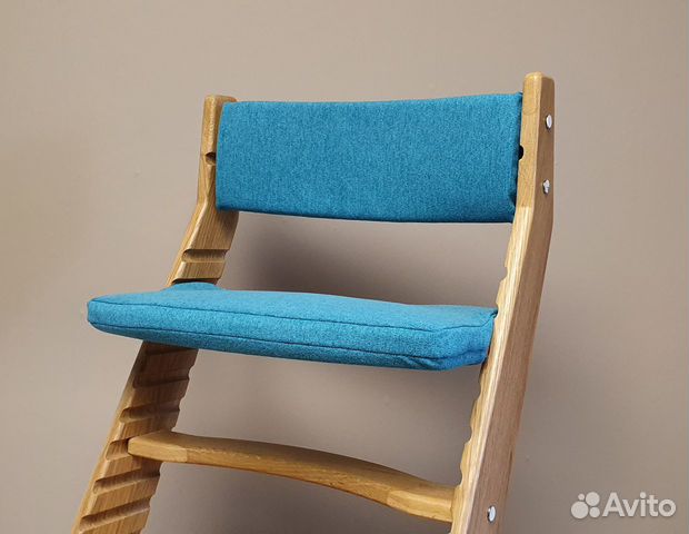 Растущий стул с подушками