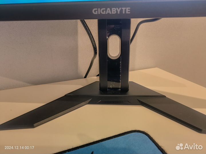 Монитор gigabyte M28U 4k / 144 hz