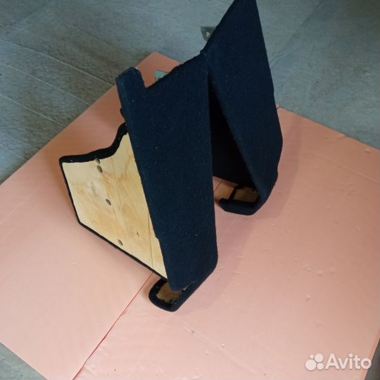 Боковины полки багажника