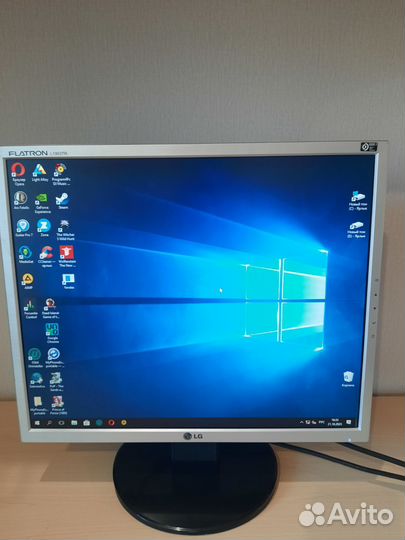 Продам мониторы