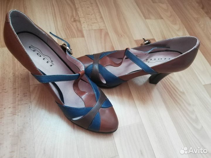 Туфли женские