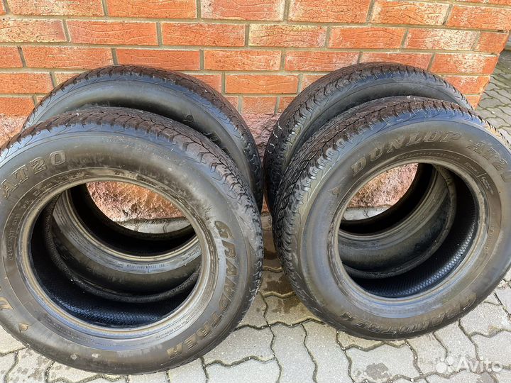 Dunlop Grandtrek AT20 245/70 R17