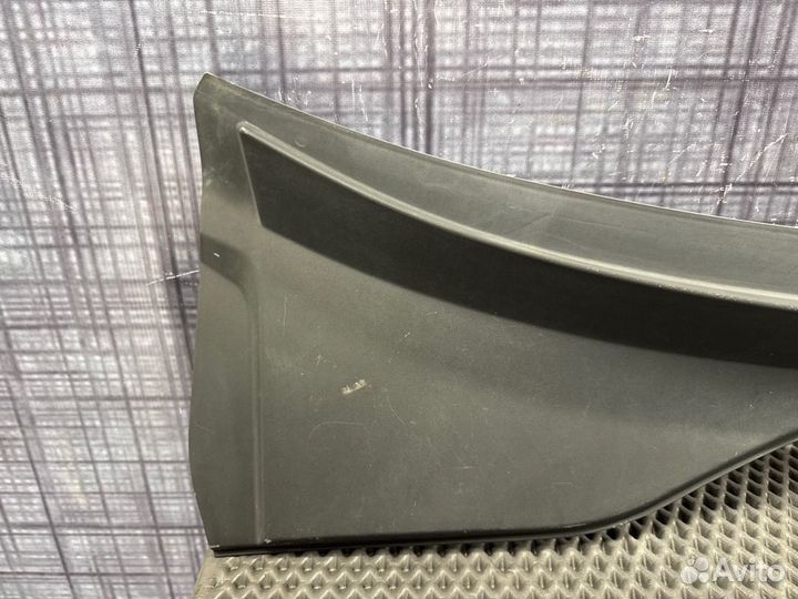 Решетка под лобовое стекло Audi Q7 4L BHK 2007