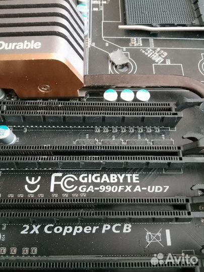 Материнская плата