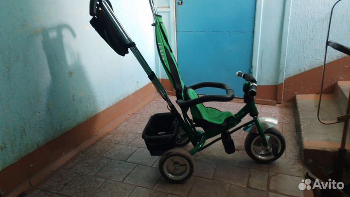 Детский трехколесный велосипед
