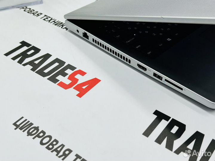 Ноутбук Dell 15.6