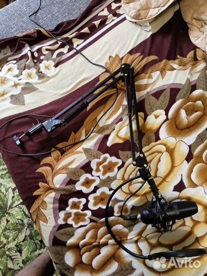 Студийный микрофон gxt