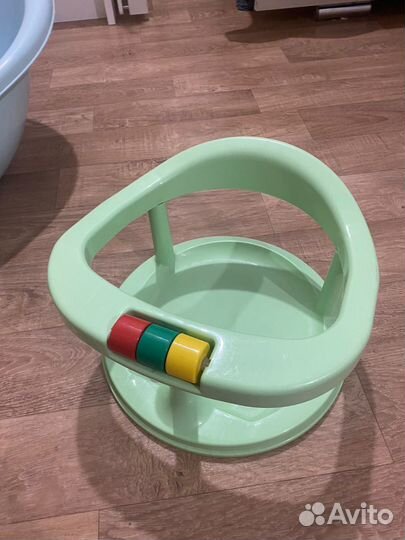 Ванночка для купания с горкой