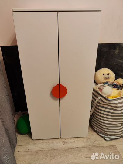 Детская мебель Икея (комод и шкаф)