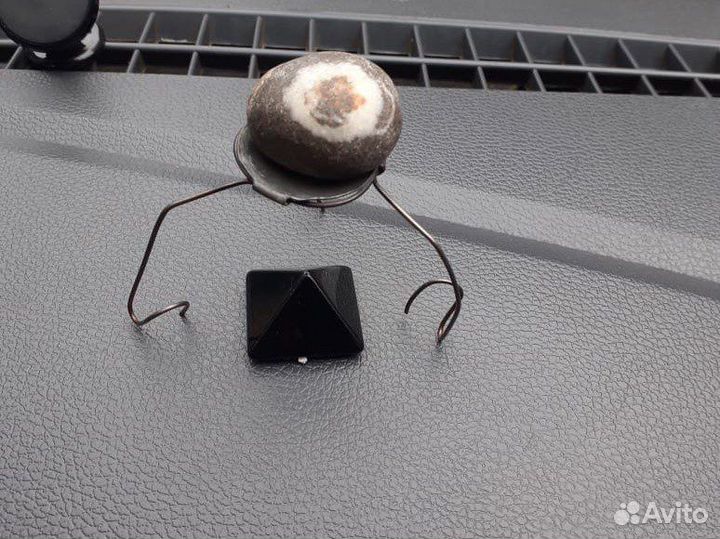 Камень от сглаза