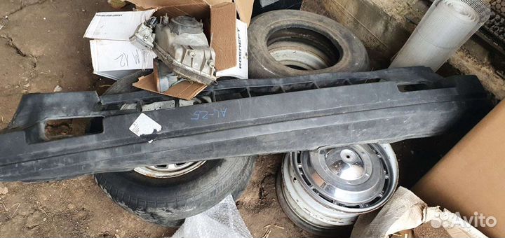 Продам бампер carib al25