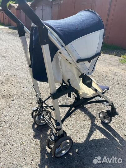 Прогулочная коляска чикко