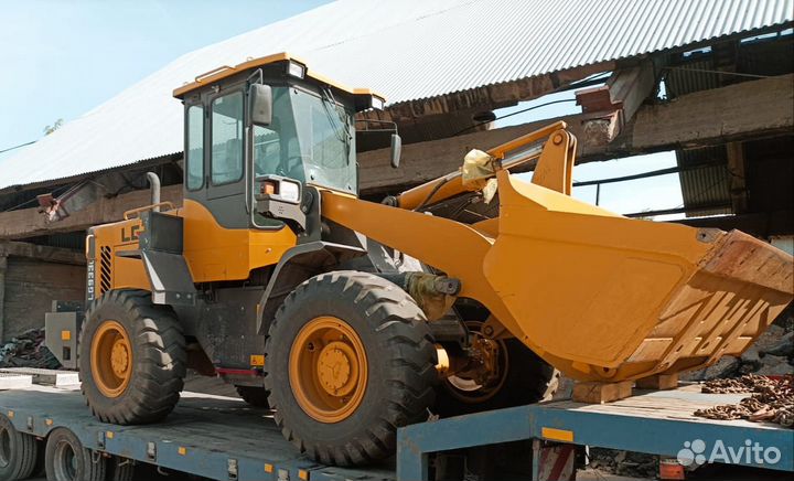 Требуется оператор на погрузчик фронтальный