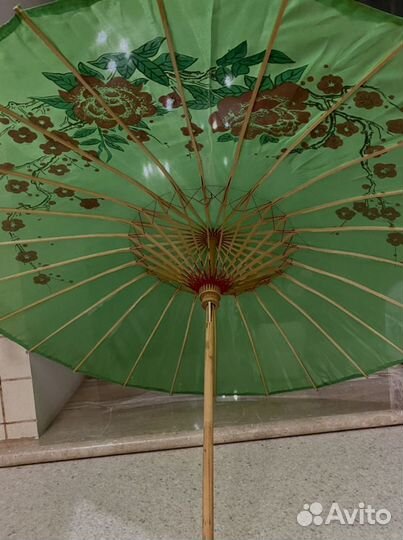 Японско -китайский зонтик,в отлисном сострянии