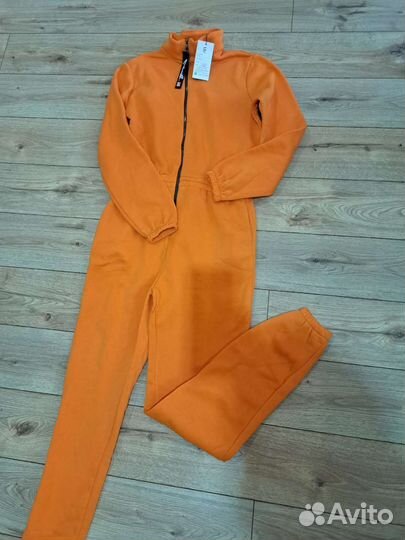 Комбинезон женский