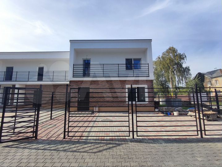 Таунхаус 158 м² на участке 2,4 сот.