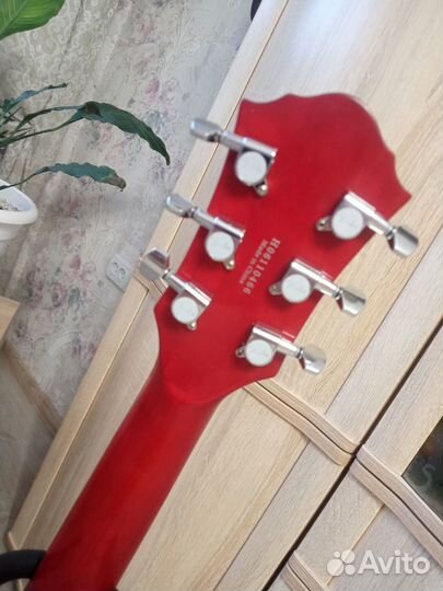 Michael Kelly Guitars Patriot