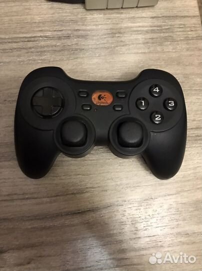 Геймпад Logitech Cordless RumblePad 2