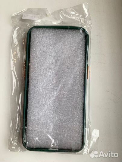 Силиконовый чехол для iPhone 14